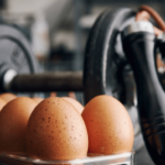 Blanc d&rsquo;œuf, le secret des bodybuilders : recettes riches en protéines pour la musculation