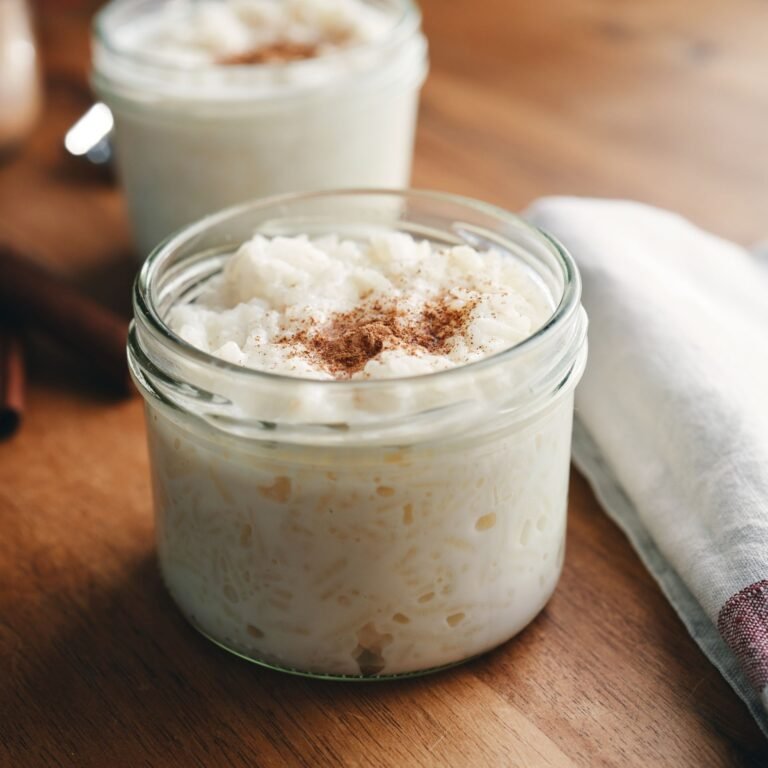 Recette de crème de riz pour la musculation : un dessert protéiné alliant gourmandise et performance