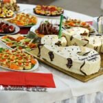 Bien sûr! Voici quelques suggestions de titres pour des articles concernant des repas d&rsquo;anniversaire originaux :